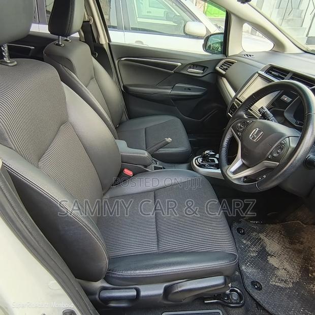 Honda Fit 2018 White