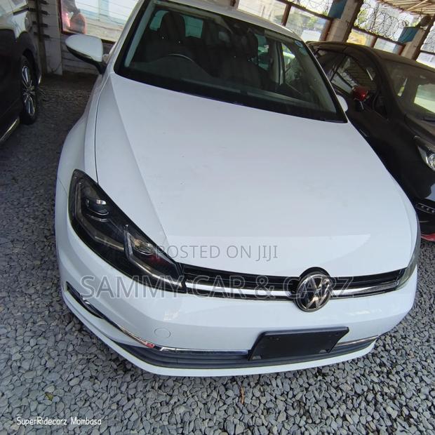 Volkswagen Golf 2017 White