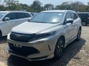 Toyota Harrier 2018 White for sale