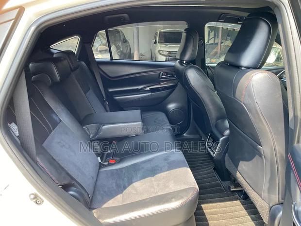 Toyota Harrier 2018 White