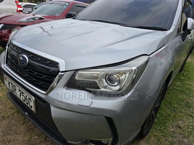 Subaru Forester 2016 Silver
