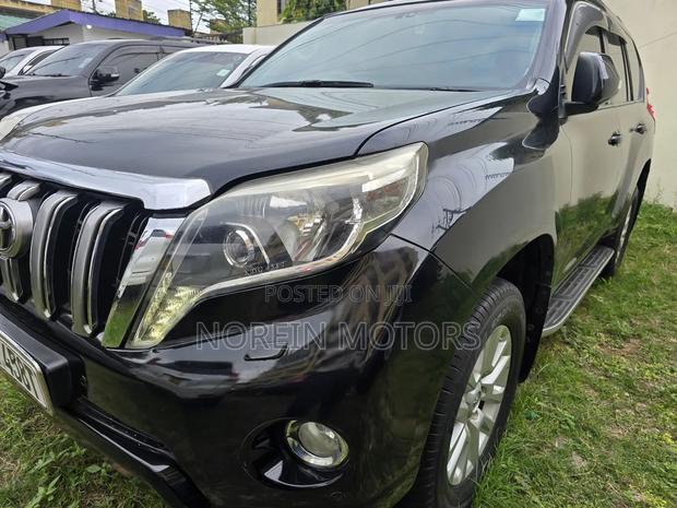 Toyota Land Cruiser Prado 2015 Black