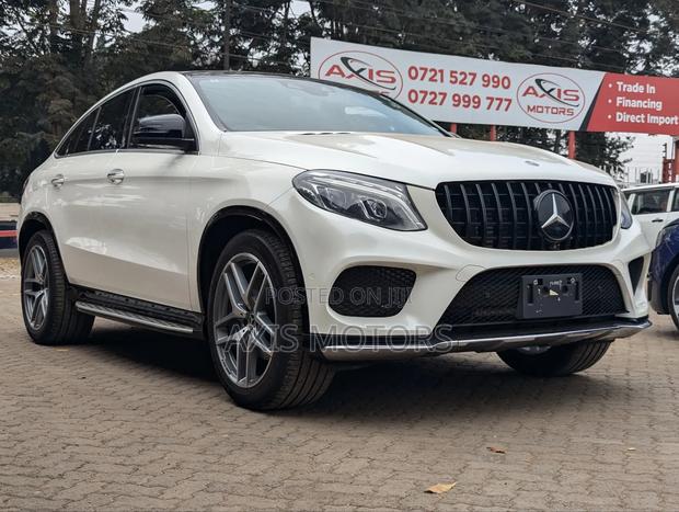 Mercedes-Benz GLE-Class GLE 350d 4MATIC 2018 White