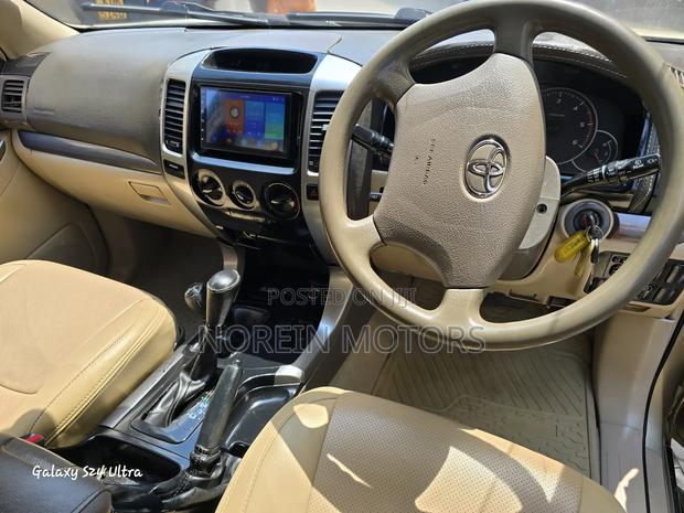 Toyota Land Cruiser Prado 2007 Gold