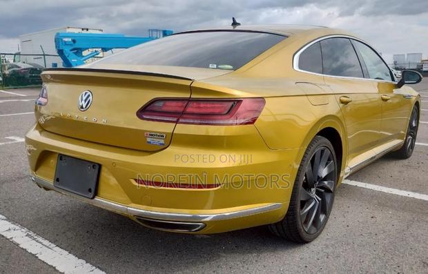 Volkswagen Arteon 2020 Yellow