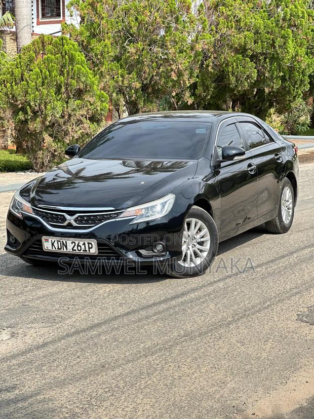 Toyota Mark X 2.5 AWD 2016 Black