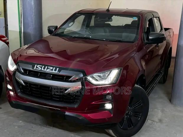 Isuzu D-MAX 2021 Red