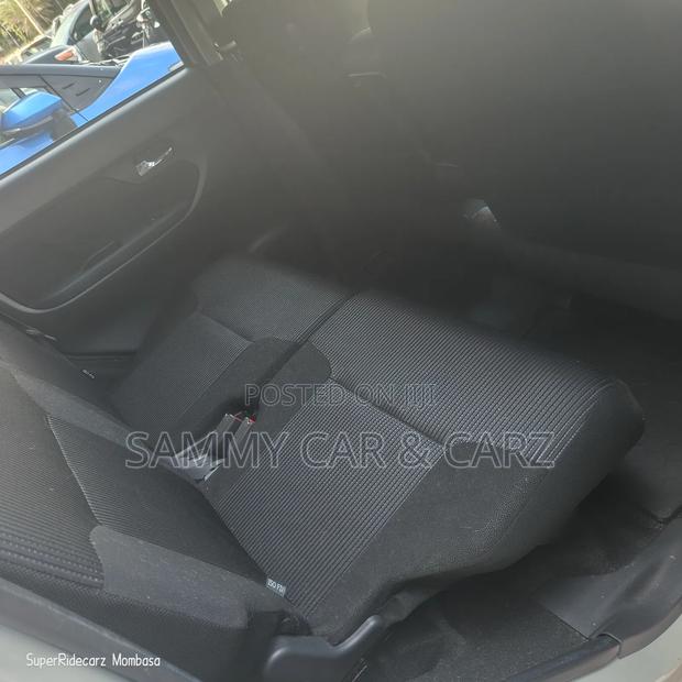 Daihatsu Move 2019 White