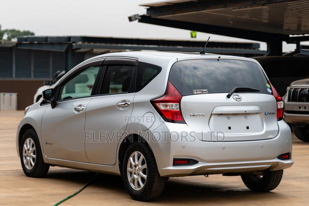 Nissan Note 2018 Silver