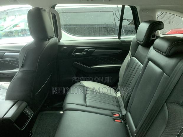 Isuzu MU-X 3.0 Ddi VGS 2021 Black