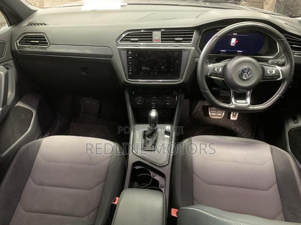 Volkswagen Tiguan 2018 Silver