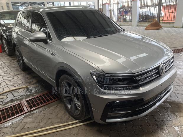 Volkswagen Tiguan 2018 Silver