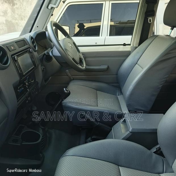 Toyota Land Cruiser 2019 White