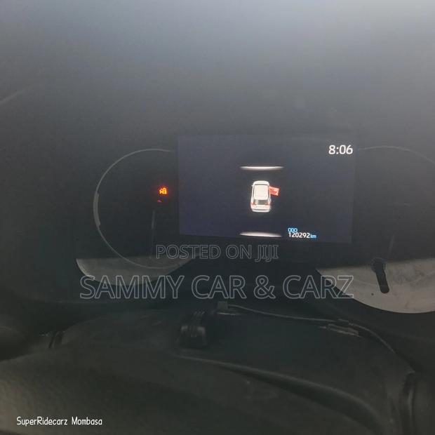 Toyota RAV4 2019 White