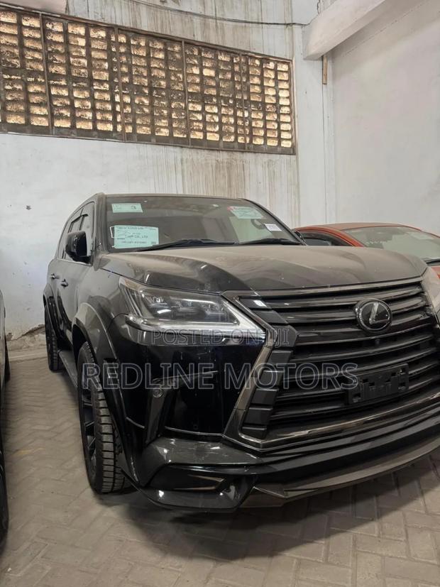 Lexus LX 2023 Black