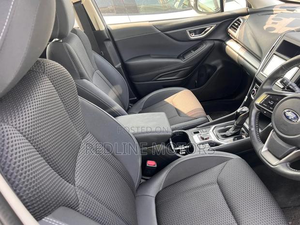 Subaru Forester 2.5i Limited AWD 2018 Ivory