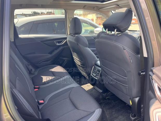 Subaru Forester 2.5i Limited AWD 2018 Ivory
