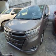 Toyota Noah 2018 Gold for sale