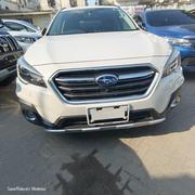 Subaru Outback 2.5i Premium AWD 2018 White for sale