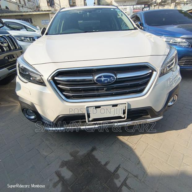 Subaru Outback 2.5i Premium AWD 2018 White