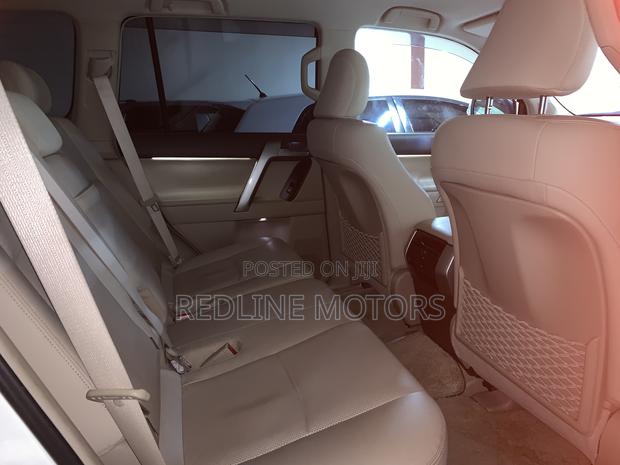 Toyota Land Cruiser Prado 2.8 2018 White