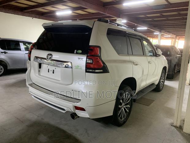 Toyota Land Cruiser Prado 2.8 2018 White
