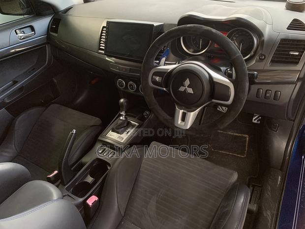 Mitsubishi Lancer Evo 2018 Blue