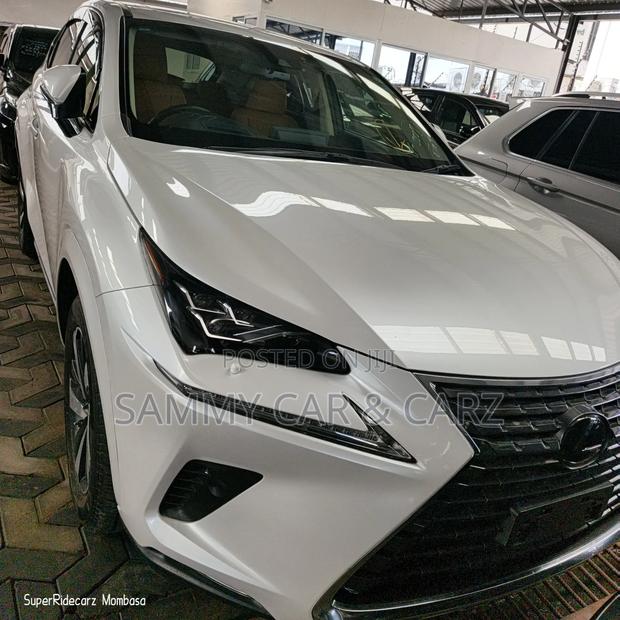 Lexus NX 300 FWD 2018 White