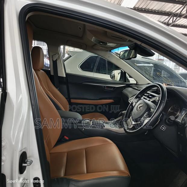 Lexus NX 300 FWD 2018 White