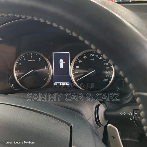 Lexus NX 300 FWD 2018 White