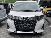 Toyota Alphard 3.5 Petrol AWD 2018 White for sale