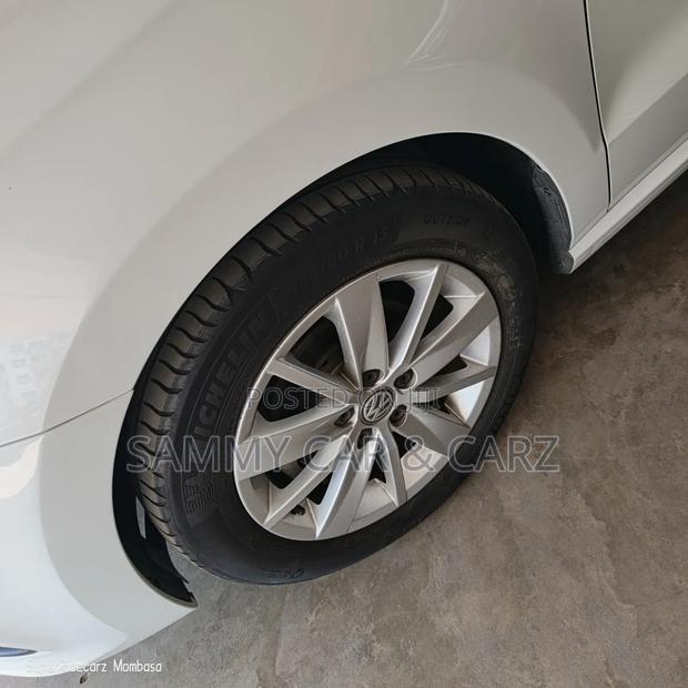 Volkswagen Polo 2018 White