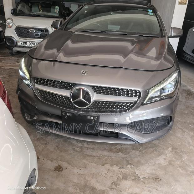 Mercedes-Benz GLA-Class 2018 Gray