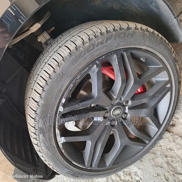 Land Rover Range Rover Sport HSE Td6 4x4 (3.0L 6cyl 8A) 2017 Black