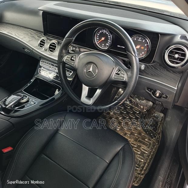 Mercedes-Benz 300E 2018 Gray
