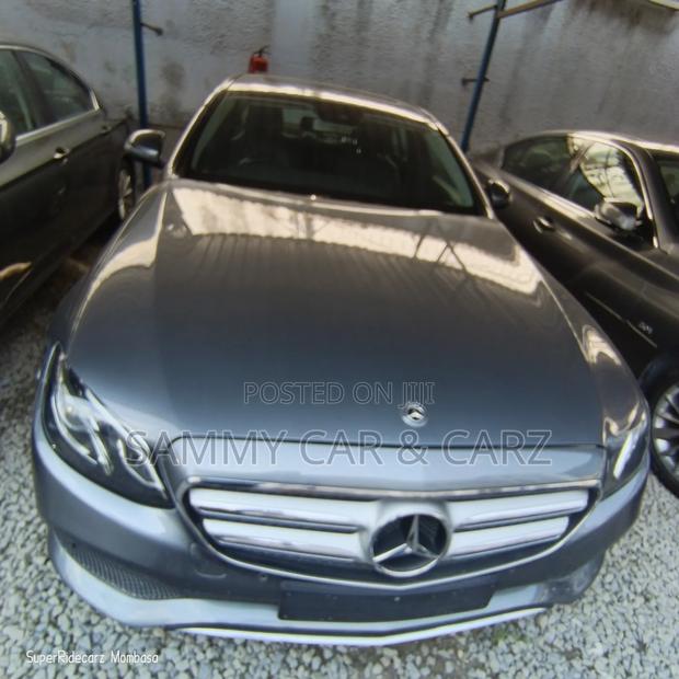 Mercedes-Benz 300E 2018 Gray