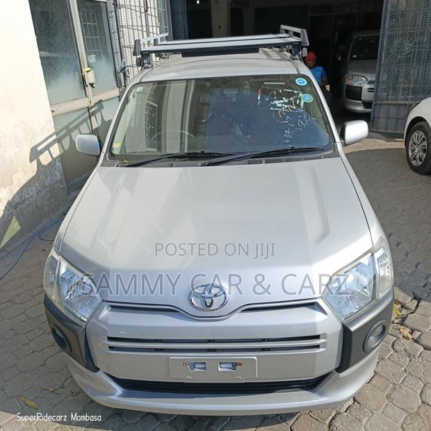 Toyota Succeed 2018 Silver
