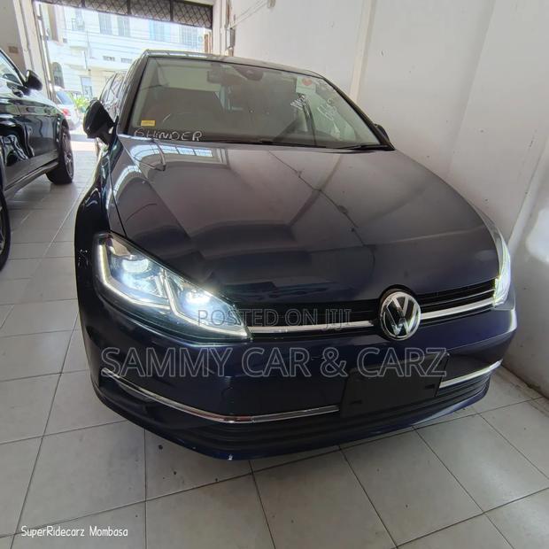 Volkswagen Golf 2018 Blue