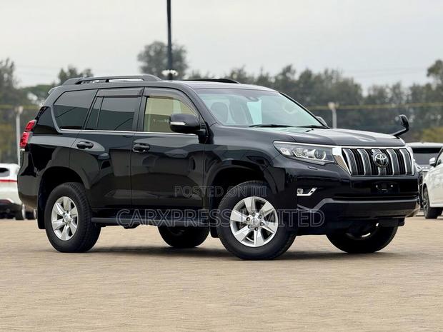 Toyota Land Cruiser Prado 2019 Black