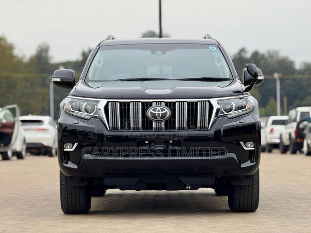 Toyota Land Cruiser Prado 2019 Black