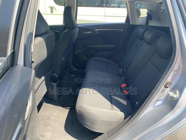 Honda Fit 2018 Silver