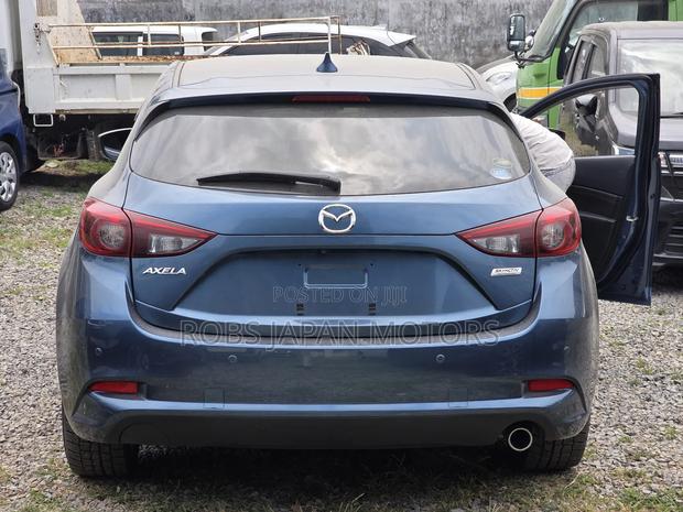 Mazda Axela 2019 Blue