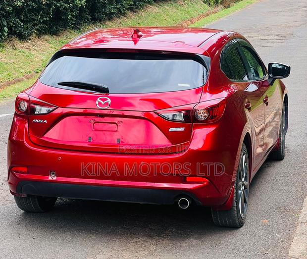 Mazda Axela 2018 Red