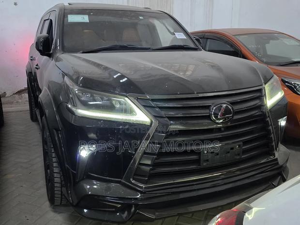 Lexus LX 570 AWD 2019
