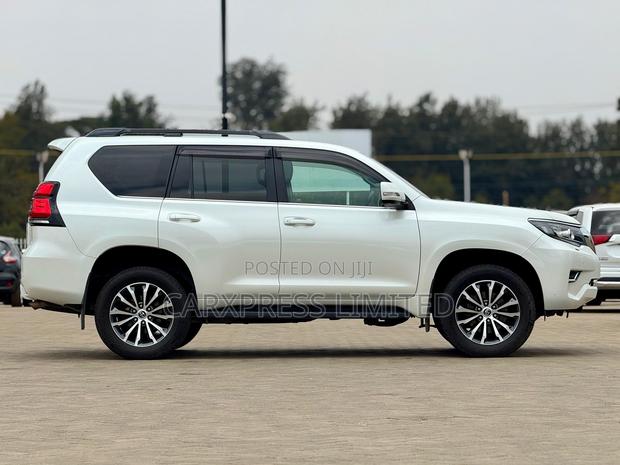 Toyota Land Cruiser Prado 2020 White