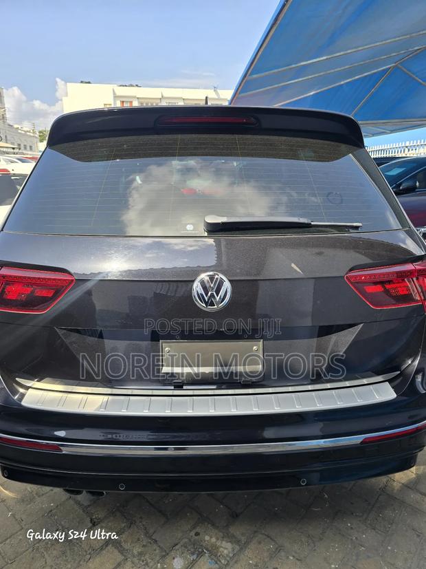 Volkswagen Tiguan 2019 Black