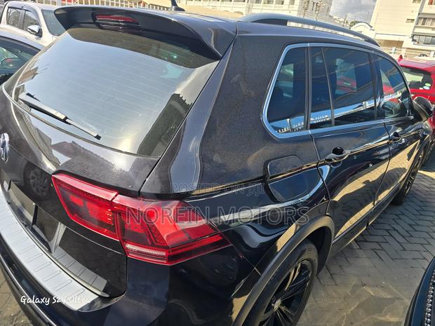 Volkswagen Tiguan 2019 Black