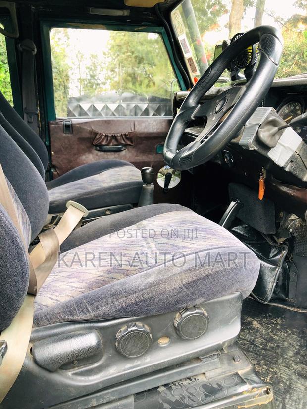 Land Rover Defender Base 4x4 1993 Green
