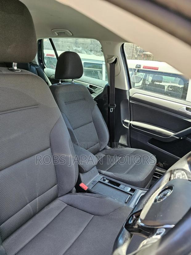 Volkswagen Golf TSI SE FWD 2018 Blue