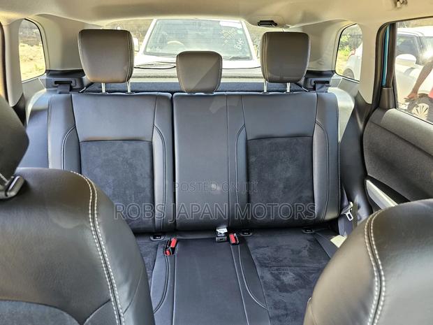 Suzuki Escudo 2017 Blue